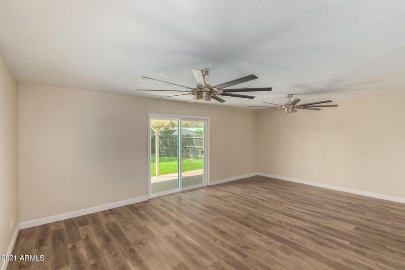 5425 W Flower St, Phoenix, AZ 85031