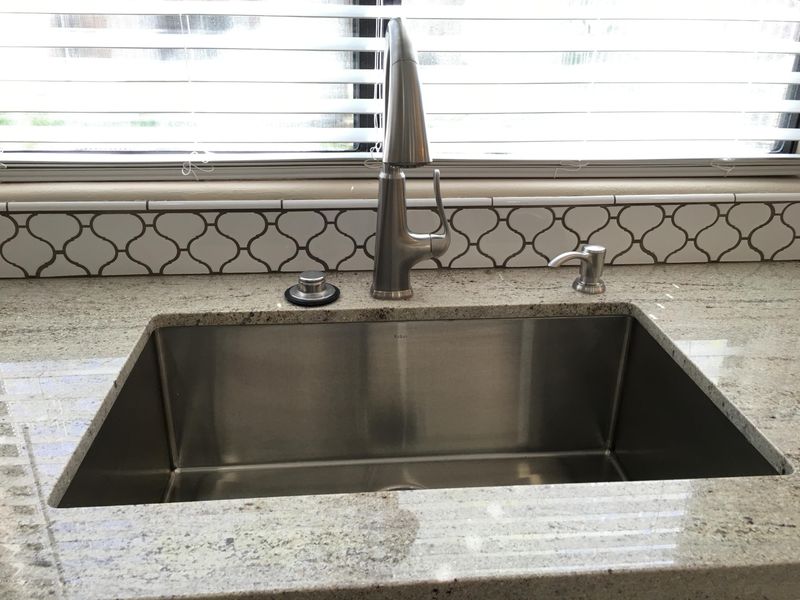 5425 W Villa Rita Dr, Glendale, AZ 85308