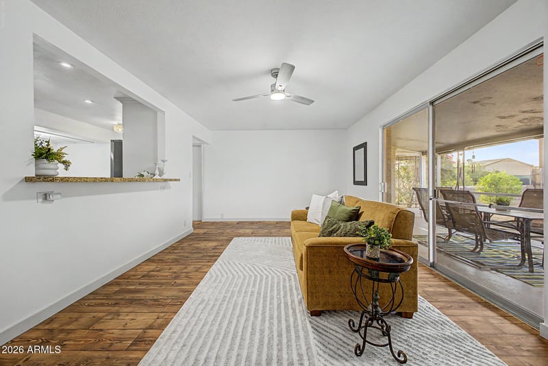 5426 E Boston St, Mesa, AZ 85205
