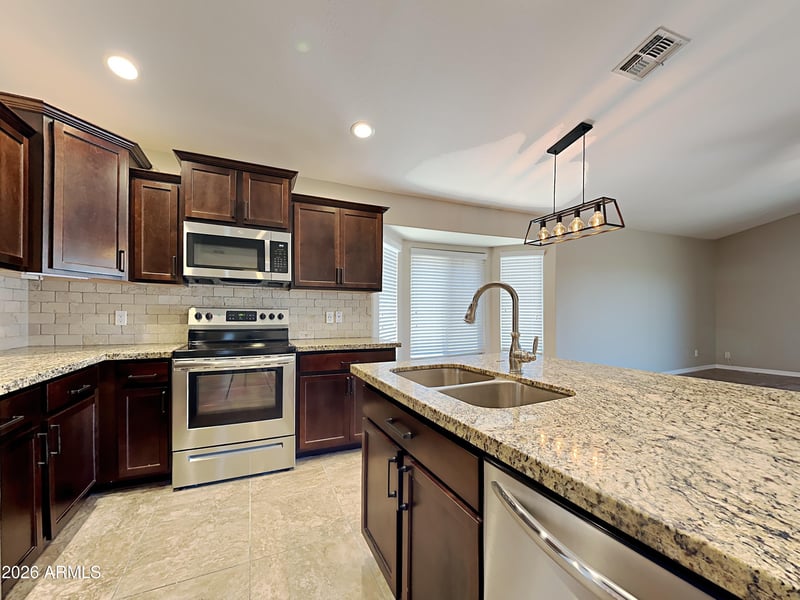 5426 30th Glen, Phoenix, AZ 85041