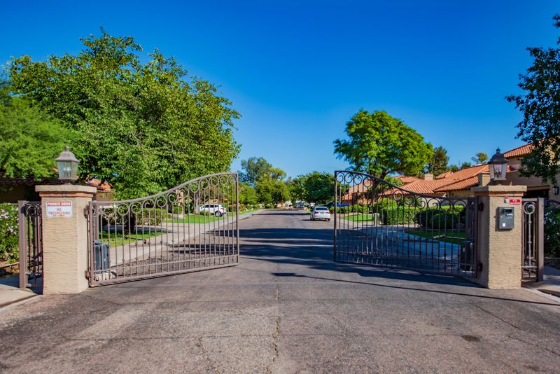 5427 E Piping Rock Rd, Scottsdale, AZ 85254