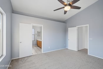 5427 W Sands Rd, Glendale, AZ 85301