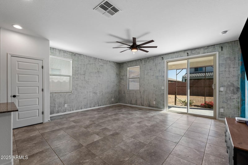 5429 Chuck Box Rd, Laveen, AZ 85339