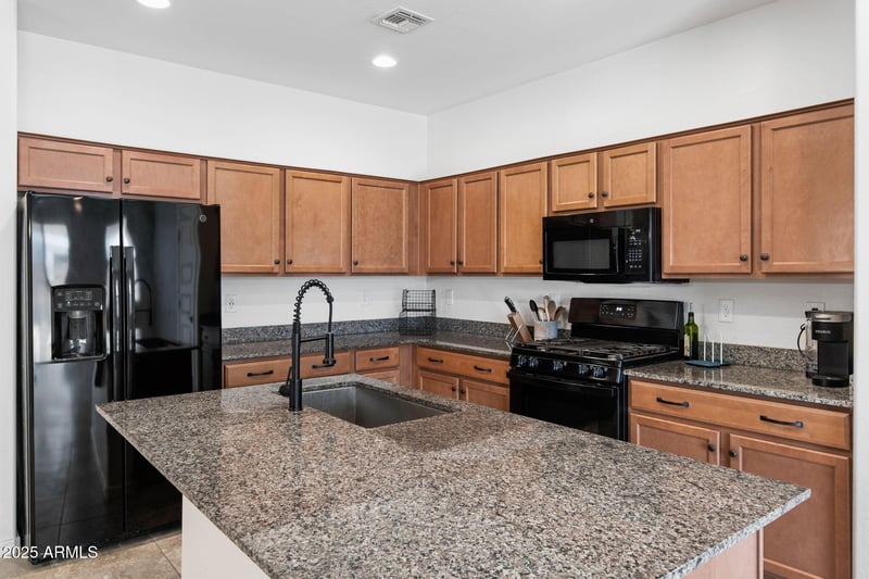 5429 Chuck Box Rd, Laveen, AZ 85339