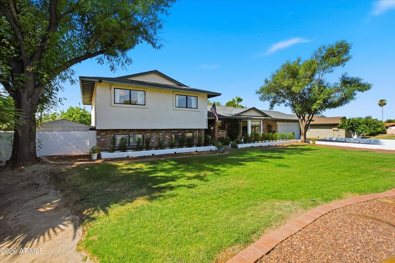 5429 W Tierra Buena Ln, Glendale, AZ 85306