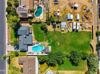 5429 Tierra Buena Ln, Glendale, AZ 85306