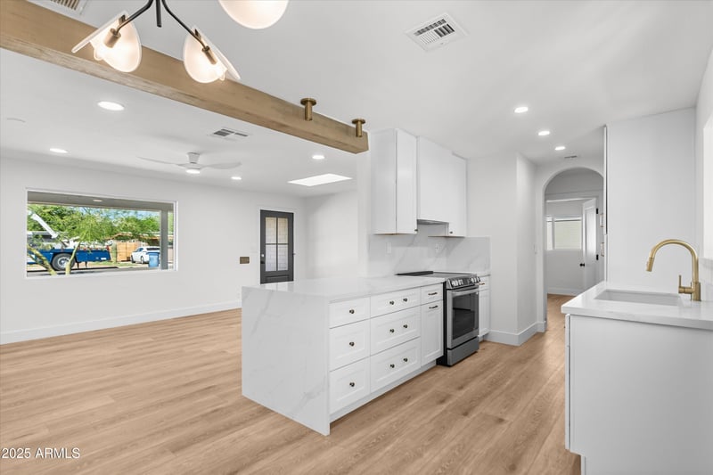 543 17th St, Tempe, AZ 85281