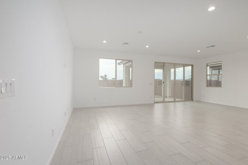 5430 Manzanita Dr, Glendale, AZ 85302