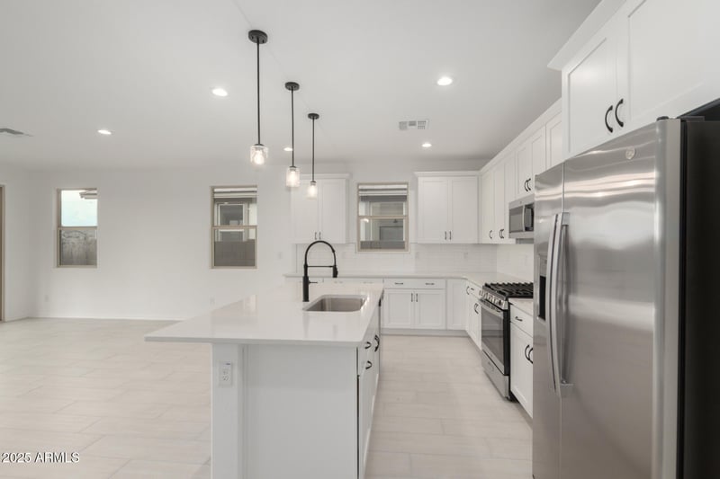 5430 Manzanita Dr, Glendale, AZ 85302