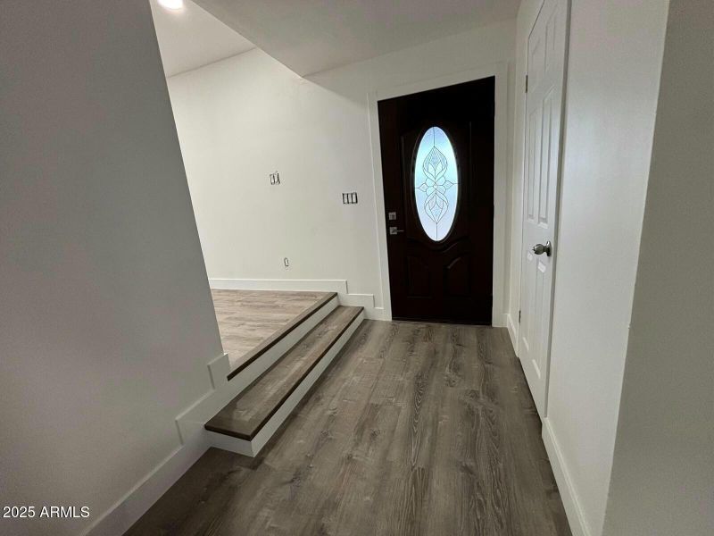 5431 W Cholla St, Glendale, AZ 85304