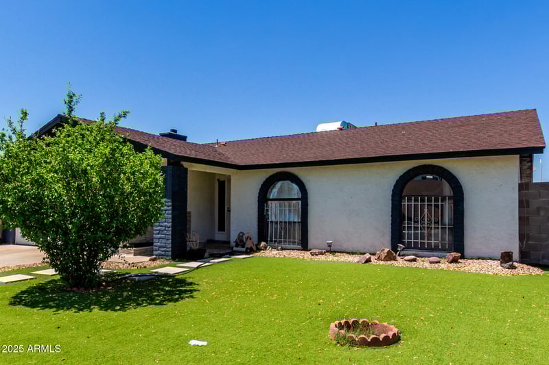 5432 Sunnyside Dr, Glendale, AZ 85304