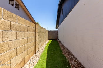 5432 Sunnyside Dr, Glendale, AZ 85304
