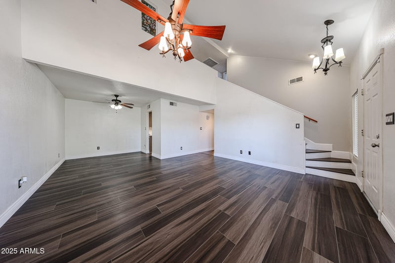 5434 74th Dr, Glendale, AZ 85303