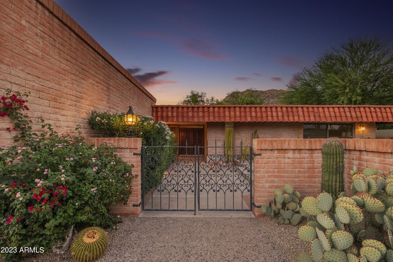 5434 E Lincoln Dr #26, Paradise Valley, AZ 85253
