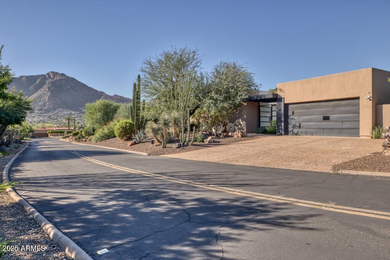 5434 Lincoln Dr #50, Paradise Valley, AZ 85253
