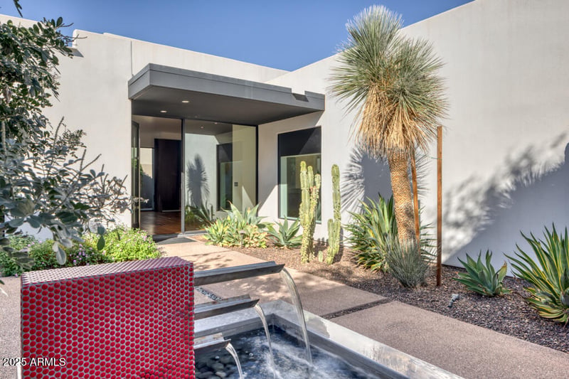 5434 Lincoln Dr #50, Paradise Valley, AZ 85253