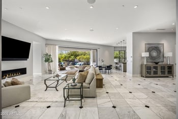 5434 Lincoln Dr #67, Paradise Valley, AZ 85253