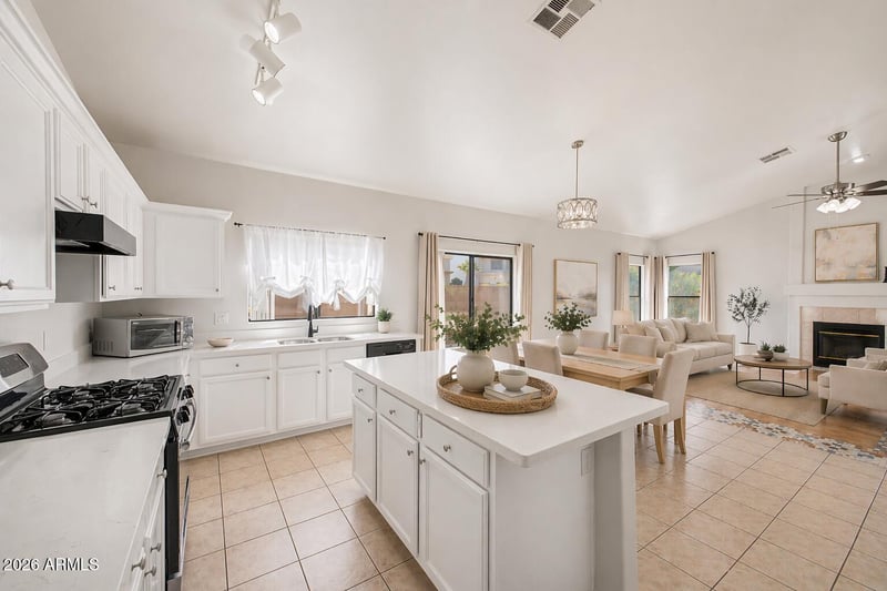 5435 Libby St, Glendale, AZ 85308