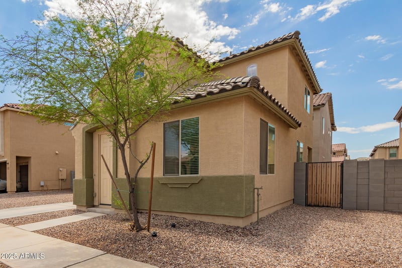 5437 Albeniz Pl, Phoenix, AZ 85043