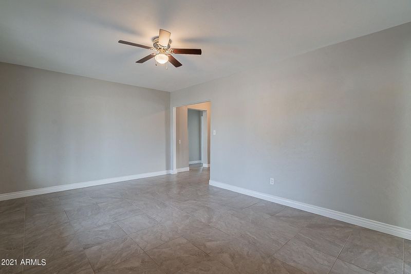 5437 S Montezuma St, Phoenix, AZ 85041