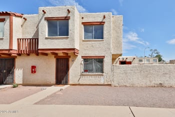 5438 Lynwood St, Phoenix, AZ 85043