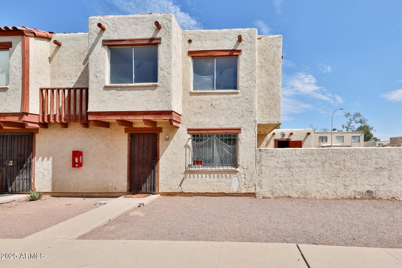 5438 Lynwood St, Phoenix, AZ 85043