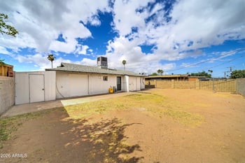 5438 W Roanoke Ave, Phoenix, AZ 85035