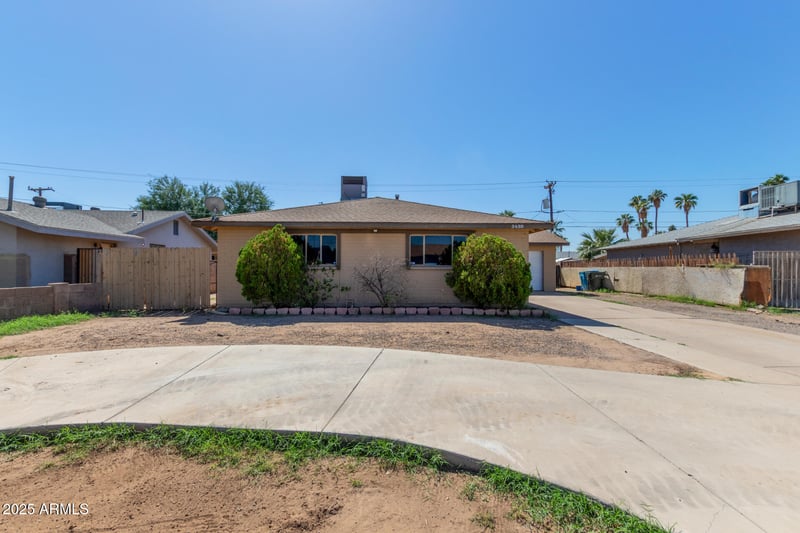 5439 Osborn Rd, Phoenix, AZ 85031