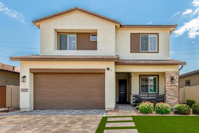 5439 Red Rock St, Gilbert, AZ 85298
