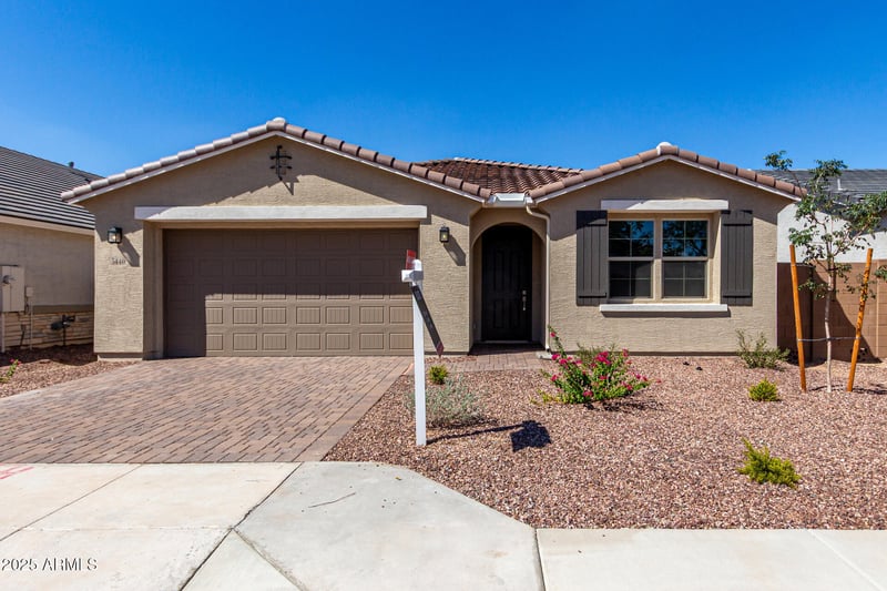 5440 Loma Ln, Glendale, AZ 85302