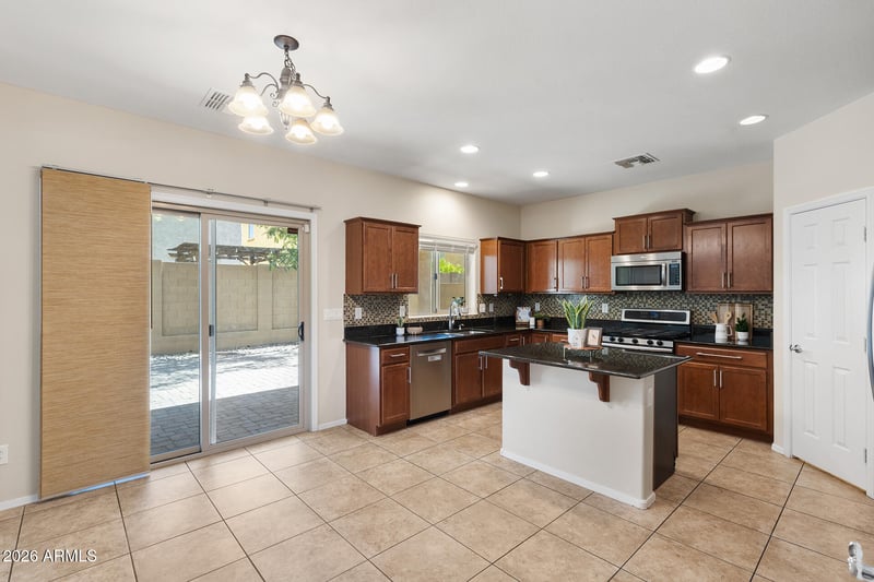 5440 Hobby Horse Dr, Phoenix, AZ 85083