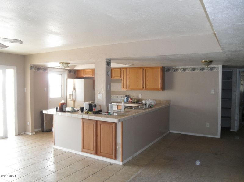 5441 W Beck Ln, Glendale, AZ 85306