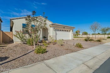 5442 90th Dr, Glendale, AZ 85305