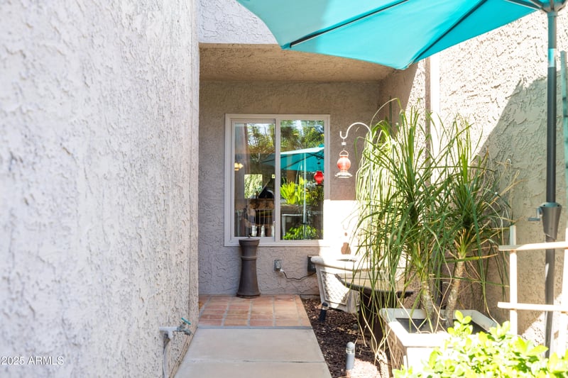 5442 Hurricane Ct, Tempe, AZ 85283