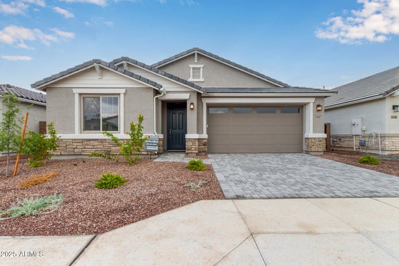 5442 Manzanita Dr, Glendale, AZ 85302