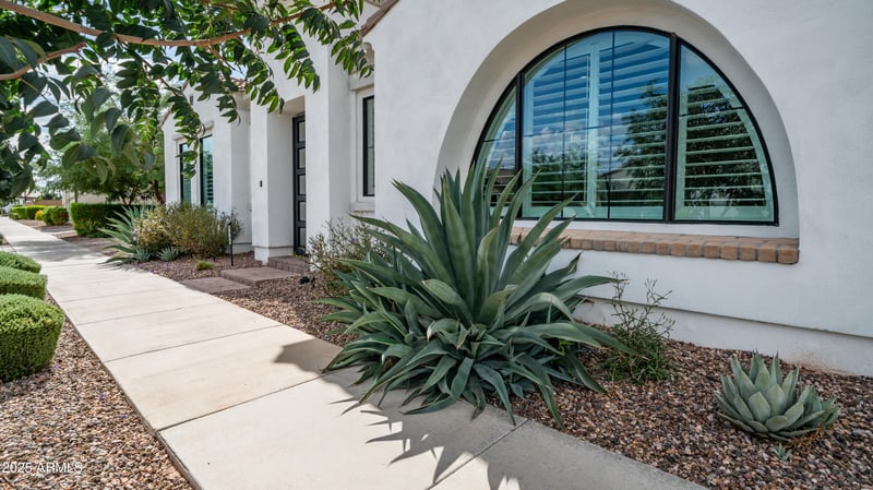 5444 Benton --, Mesa, AZ 85212