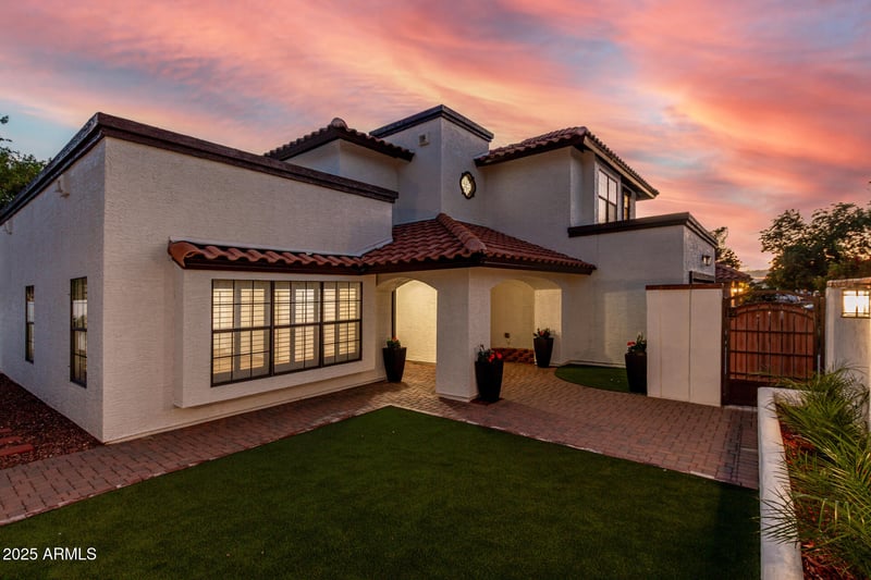 5445 Beryl Ave, Glendale, AZ 85302