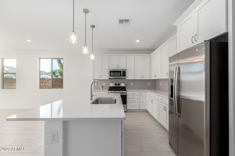 5447 W Manzanita Dr, Glendale, AZ 85302