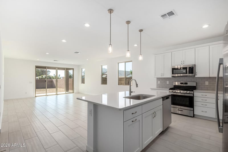 5447 W Manzanita Dr, Glendale, AZ 85302