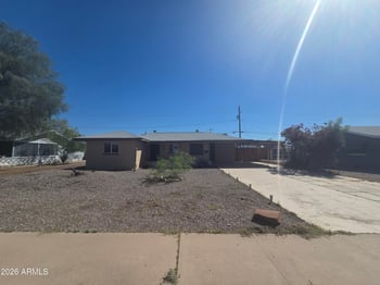 5449 Akron St, Mesa, AZ 85205
