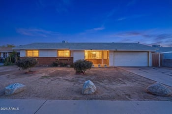 5449 Thomas Rd, Phoenix, AZ 85031