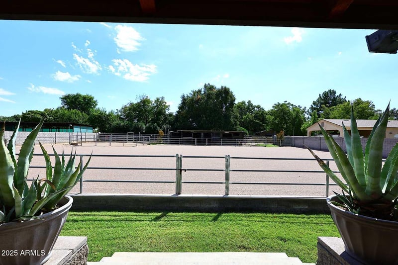 5449 Thunderbird Rd, Scottsdale, AZ 85254