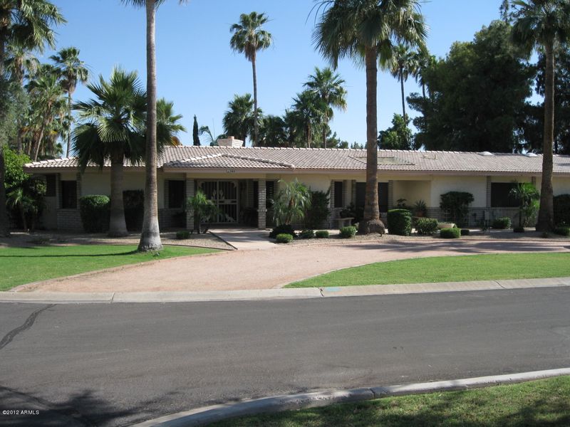 545 E Campina Dr, Litchfield Park, AZ 85340