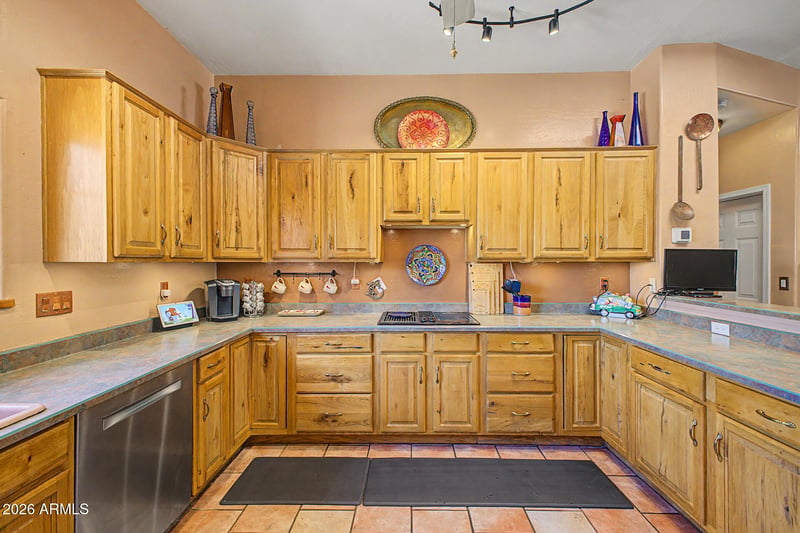 545 E Mesquite Ave, Gilbert, AZ 85296