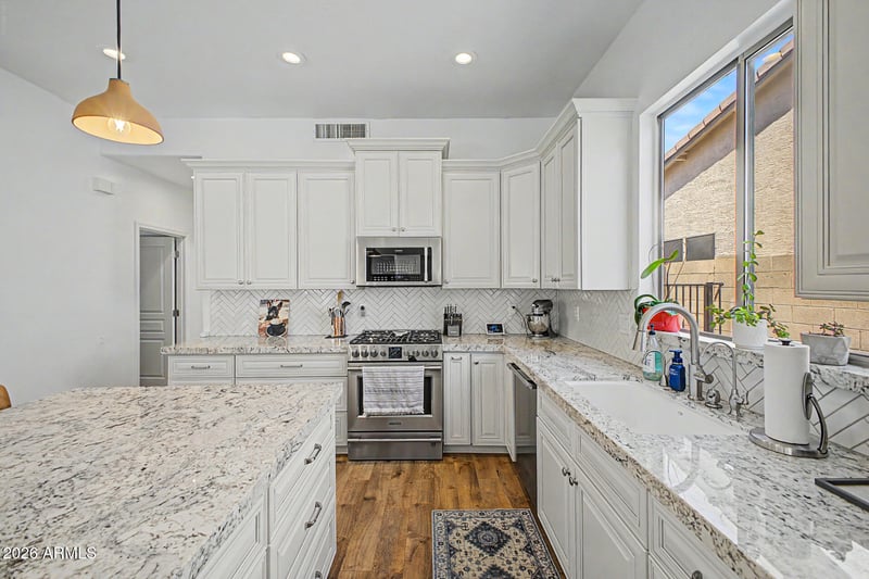 545 S Lemon Ct, Gilbert, AZ 85296