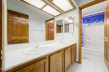 5450 Dahlia Dr, Glendale, AZ 85304