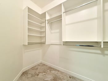 5450 Deer Valley Dr #1006, Phoenix, AZ 85054