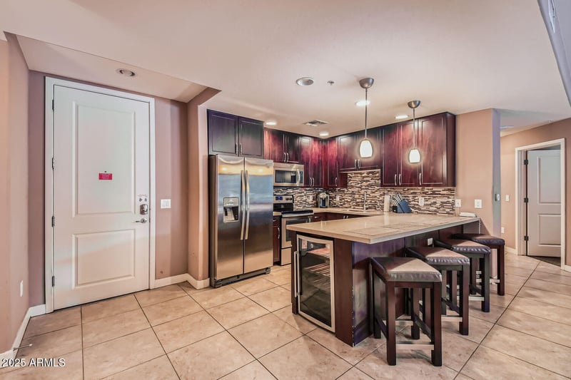 5450 Deer Valley Dr #1180, Phoenix, AZ 85054