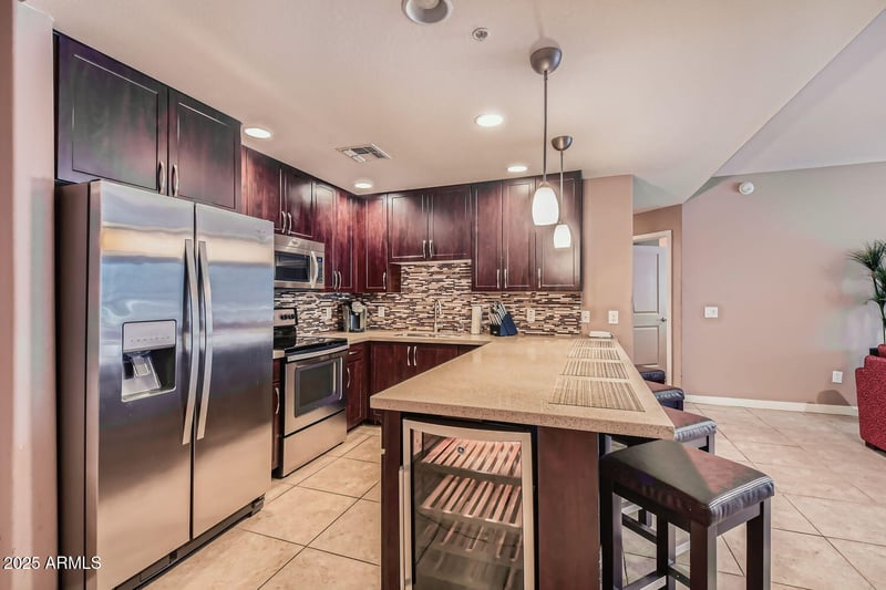 5450 Deer Valley Dr #1180, Phoenix, AZ 85054
