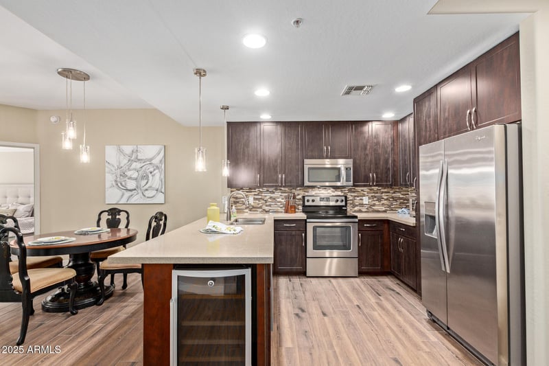 5450 Deer Valley Dr #1195, Phoenix, AZ 85054